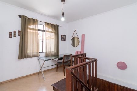 Casa para alugar com 330m², 4 quartos e 5 vagasSótão 2