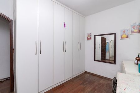 Casa para alugar com 330m², 4 quartos e 5 vagasQuarto 1