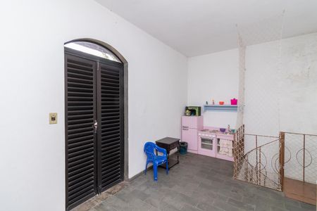 Casa para alugar com 330m², 4 quartos e 5 vagasCômodo