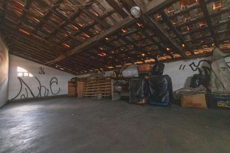 Casa para alugar com 330m², 4 quartos e 5 vagasSótão 2