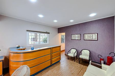 Sala de casa à venda com 4 quartos, 150m² em Cambuci, São Paulo