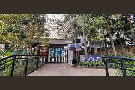 Apartamento para alugar com 41m², 1 quarto e 1 vagaFachada e portaria