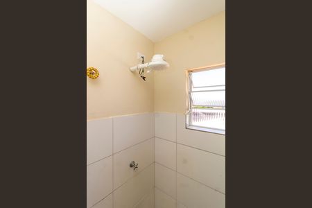 Banheiro de casa para alugar com 1 quarto, 45m² em Jardim Tremembe, São Paulo