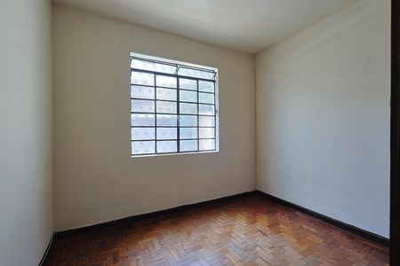 Casa para alugar com 3 quartos, 615m² em Santa Rosa, Belo Horizonte