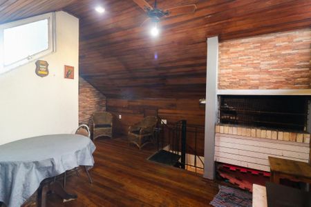Apartamento à venda com 134m², 2 quartos e 1 vaga Apartamento à venda com 134m², 2 quartos e 1 vagaVaranda