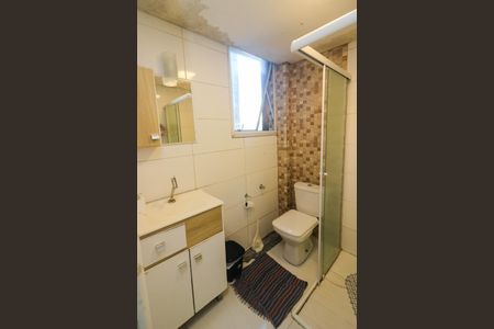 Apartamento à venda com 134m², 2 quartos e 1 vaga Apartamento à venda com 134m², 2 quartos e 1 vagaBanheiro social