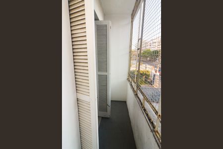 Apartamento à venda com 134m², 2 quartos e 1 vaga Apartamento à venda com 134m², 2 quartos e 1 vagaSacada do Quarto 1