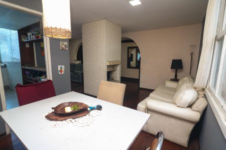 Apartamento à venda com 134m², 2 quartos e 1 vaga Apartamento à venda com 134m², 2 quartos e 1 vagaSala de Jantar