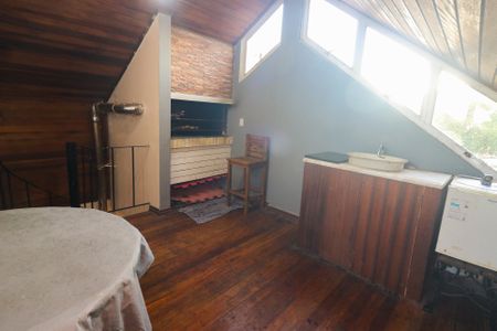 Apartamento à venda com 134m², 2 quartos e 1 vaga Apartamento à venda com 134m², 2 quartos e 1 vagaVaranda