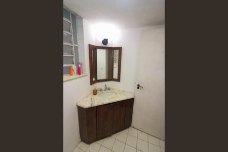 Apartamento à venda com 134m², 2 quartos e 1 vaga Apartamento à venda com 134m², 2 quartos e 1 vagaLavabo