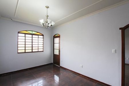 Casa para alugar com 320m², 6 quartos e 2 vagasCasa 2 - Sala