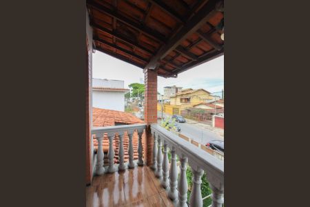 Casa para alugar com 320m², 6 quartos e 2 vagasVaranda do Escritório