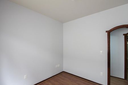 Casa para alugar com 320m², 6 quartos e 2 vagasCasa 2 - Quarto 2