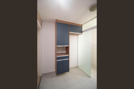 Apartamento à venda com 38m², 1 quarto e 1 vagaCozinha - Armários