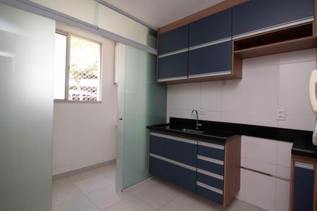 Apartamento à venda com 38m², 1 quarto e 1 vagaCozinha - Armários
