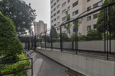 Apartamento para alugar com 45m², 1 quarto e 1 vaga Apartamento para alugar com 45m², 1 quarto e 1 vagaFachada
