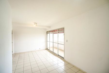 Apartamento à venda com 76m², 2 quartos e sem vaga Apartamento à venda com 76m², 2 quartos e sem vagaSala
