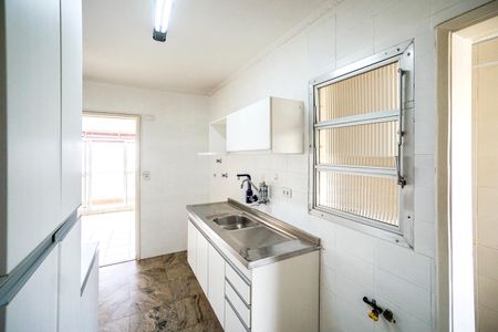 Apartamento à venda com 76m², 2 quartos e sem vaga Apartamento à venda com 76m², 2 quartos e sem vagaCozinha