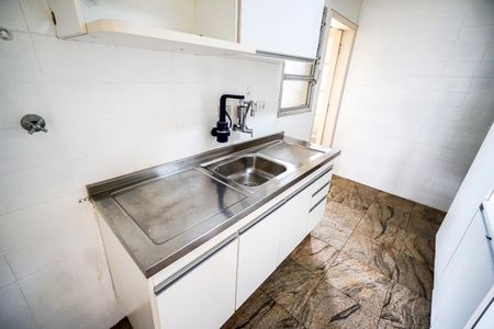 Apartamento à venda com 76m², 2 quartos e sem vaga Apartamento à venda com 76m², 2 quartos e sem vagaCozinha