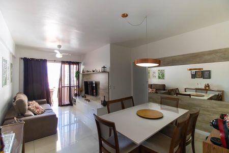 Sala de apartamento para alugar com 3 quartos, 100m² em Santa Rosa, Niterói