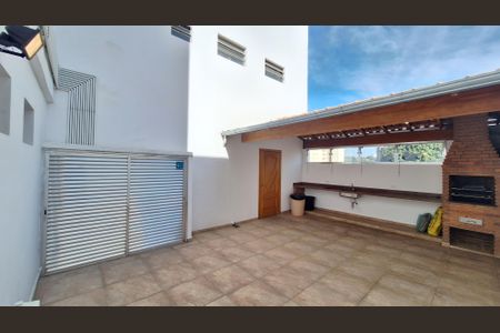 Apartamento à venda com 213m², 3 quartos e 2 vagasÁrea comum - Churrasqueira