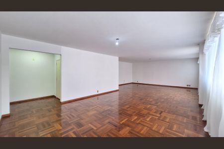 Apartamento à venda com 213m², 3 quartos e 2 vagasSala
