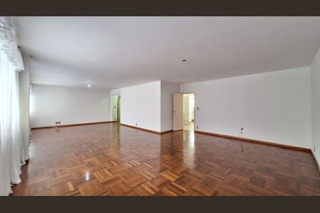 Apartamento à venda com 213m², 3 quartos e 2 vagasSala