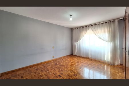 Apartamento à venda com 213m², 3 quartos e 2 vagasQuarto 2