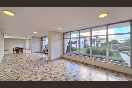 Apartamento à venda com 213m², 3 quartos e 2 vagasÁrea comum