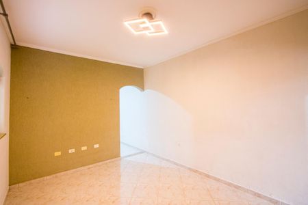 Sala de casa para alugar com 2 quartos, 217m² em Vila Suica, Santo André