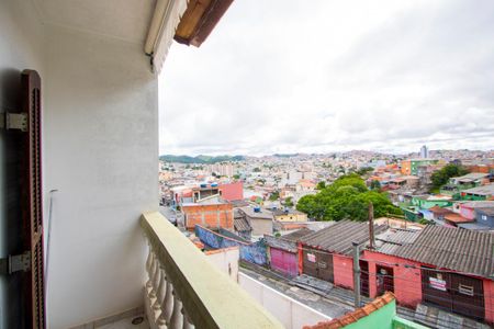 Varanda do quarto 1 de casa para alugar com 2 quartos, 217m² em Vila Suica, Santo André