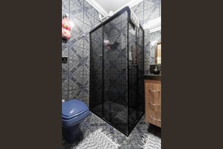 Casa à venda com 170m², 2 quartos e 2 vagasBanheiro social 1