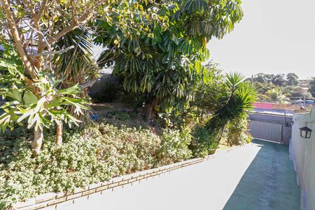 Casa à venda com 170m², 2 quartos e 2 vagasQuintal