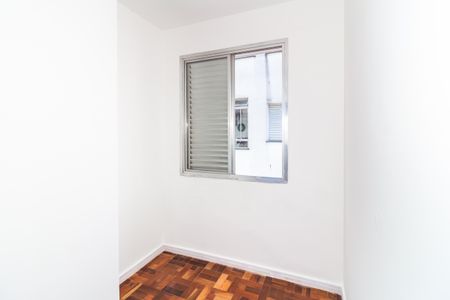 Apartamento para alugar com 81m², 2 quartos e 1 vagaSuíte