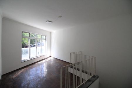 Sala de casa para alugar com 3 quartos, 198m² em Osvaldo Cruz, São Caetano do Sul