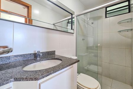 Apartamento para alugar com 66m², 2 quartos e 2 vagasBanheiro Corredor