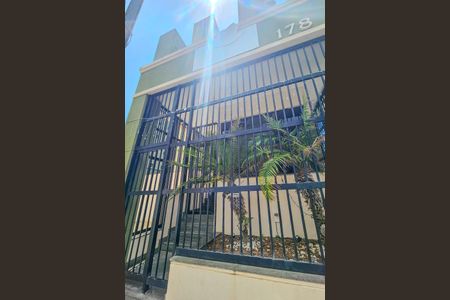 Apartamento para alugar com 66m², 2 quartos e 2 vagasFachada e portaria