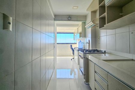 Apartamento para alugar com 66m², 2 quartos e 2 vagasCozinha