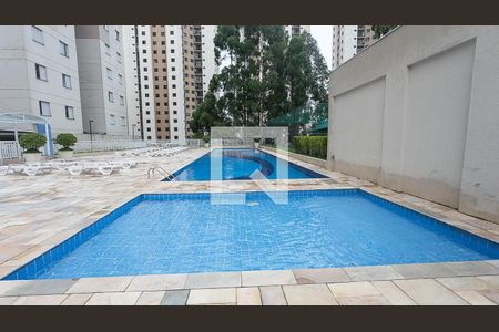 Apartamento para alugar com 57m², 2 quartos e 1 vagaÁrea comum - Piscina