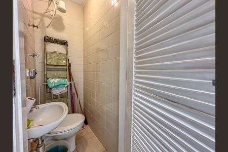 Apartamento para alugar com 70m², 2 quartos e sem vaga Apartamento para alugar com 70m², 2 quartos e sem vagaBanheiro de Serviço