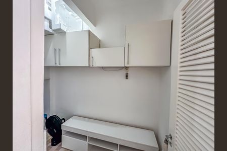 Apartamento para alugar com 70m², 2 quartos e sem vaga Apartamento para alugar com 70m², 2 quartos e sem vagaÁrea de Serviço