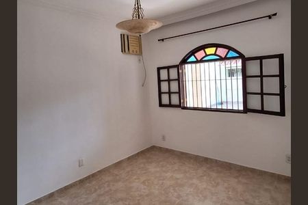 Casa para alugar com 100m², 3 quartos e 3 vagasQuarto 2
