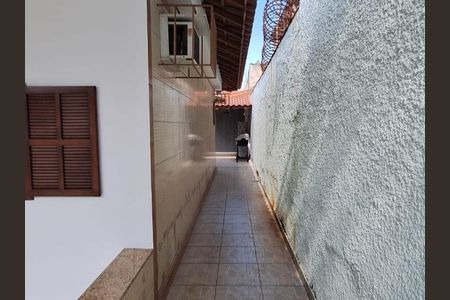 Casa para alugar com 100m², 3 quartos e 3 vagasQuintal