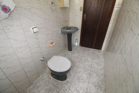 Casa para alugar com 80m², 2 quartos e 1 vagaBanheiro da Suíte