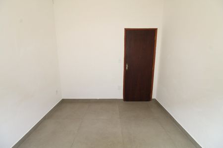 Casa para alugar com 80m², 2 quartos e 1 vagaQuarto