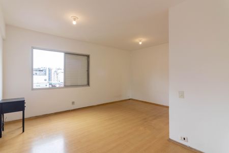 Sala/Quarto de apartamento para alugar com 1 quarto, 40m² em Indianópolis, São Paulo