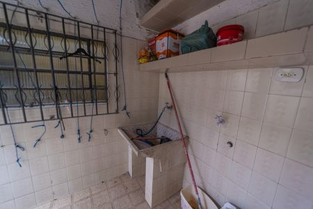 Casa à venda com 129m², 3 quartos e 5 vagas Casa à venda com 129m², 3 quartos e 5 vagasÁrea de Serviço