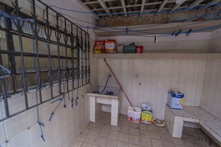 Casa à venda com 129m², 3 quartos e 5 vagas Casa à venda com 129m², 3 quartos e 5 vagasÁrea de Serviço