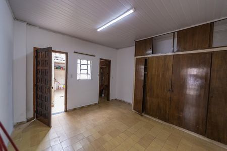 Casa à venda com 129m², 3 quartos e 5 vagas Casa à venda com 129m², 3 quartos e 5 vagasQuarto 3 - CASA 2