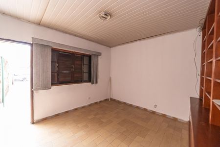 Casa à venda com 129m², 3 quartos e 5 vagas Casa à venda com 129m², 3 quartos e 5 vagasSala 2 - CASA 2